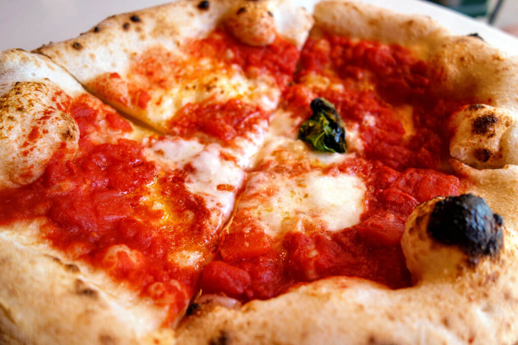【名古屋・大須】激安で本格的なピザが楽しめる「ソロピッツァ ナポレターナ 大須本店」